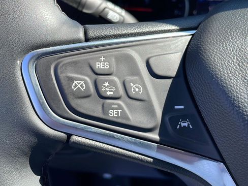 Used 2024 Chevrolet Equinox LT w/ LPO, Floor Liner Package FWD image 14