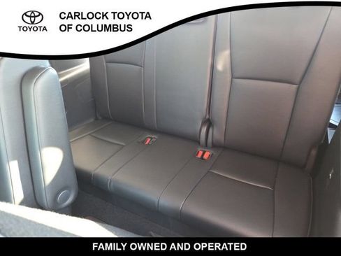 Used 2026 Toyota Highlander XLE AWD/4WD image 16