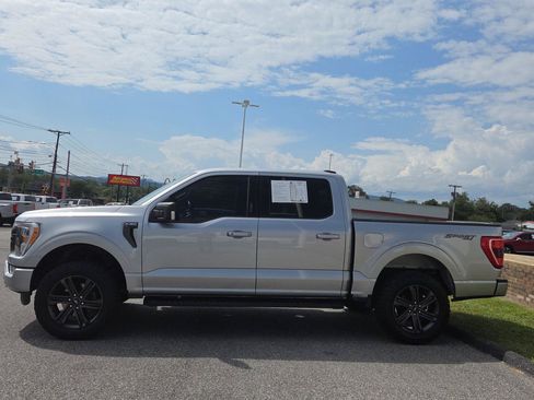 Used 2022 Ford F150 XLT w/ Equipment Group 302A High AWD/4WD image 8
