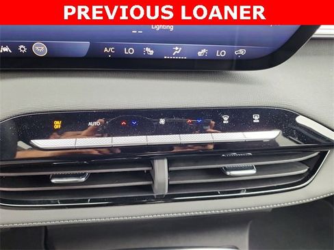 New 2026 Buick Enclave Sport Touring w/ Power Package image 21