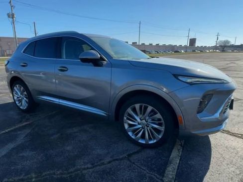 New 2026 Buick Envision Avenir image 2