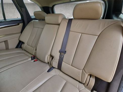 Used 2011 Hyundai Santa Fe Limited FWD image 22