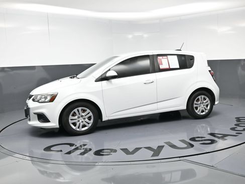 Used 2017 Chevrolet Sonic LT FWD image 6