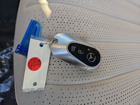 Certified 2023 Mercedes-Benz S 500 4MATIC image 38