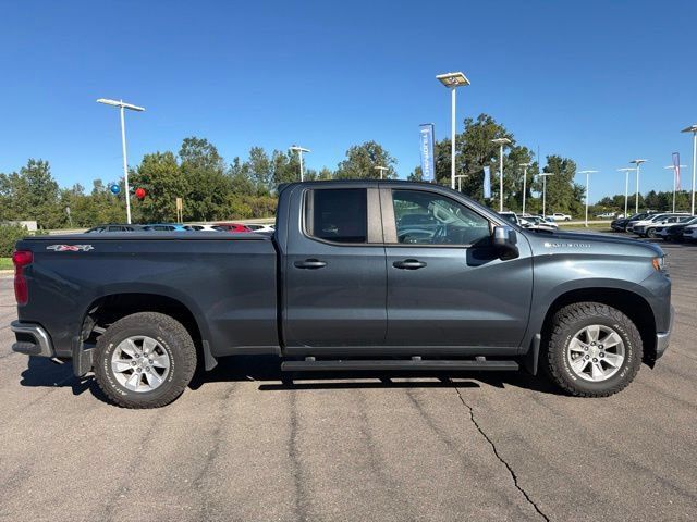 Used 2020 Chevrolet Silverado 1500 LT w/ All-Star Edition AWD/4WD image 7