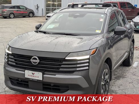 New 2026 Nissan Kicks SV w/ SV Premium Package image 3