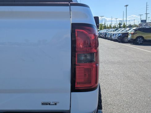 Used 2016 GMC Sierra 2500 SLT w/ Duramax Plus Package AWD/4WD image 44