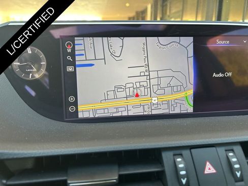 Certified 2021 Lexus ES 250 w/ Premium Package AWD/4WD image 17
