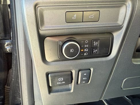 Used 2024 Ford Expedition Max Limited image 15