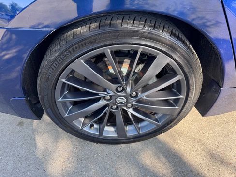 Used 2019 Nissan Maxima Platinum w/ Reserve Package FWD image 11