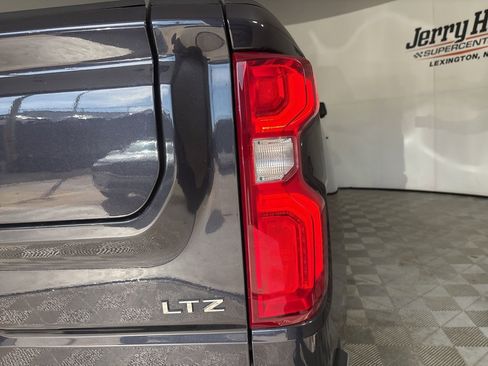 Used 2022 Chevrolet Silverado 1500 LTZ w/ LTZ Premium Package image 34