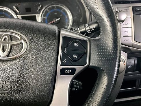 Used 2018 Toyota 4Runner SR5 Premium AWD/4WD image 18