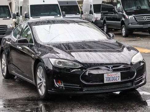 Used 2013 Tesla Model S image 3