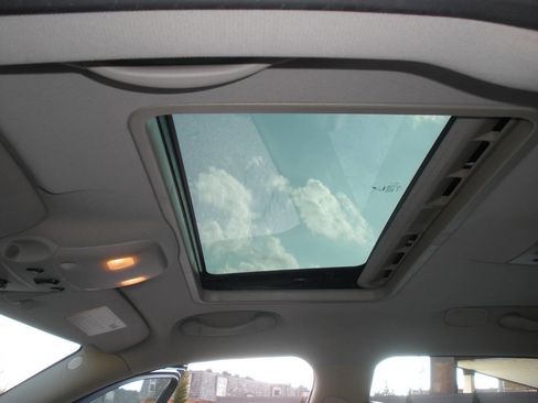 Used 2011 Saab 9-3 X image 25