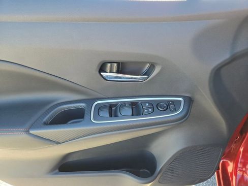 New 2025 Nissan Versa SR w/ Trunk Package image 9