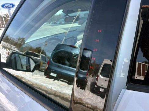 Used 2023 Ford Explorer XLT w/ Equipment Group 202A image 9