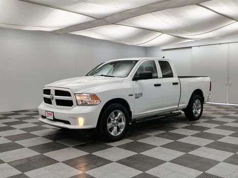 Used 2019 RAM 1500 Express w/ Express Value Package AWD/4WD image 5