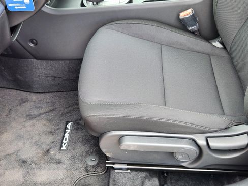 New 2026 Hyundai Kona SE AWD/4WD image 9