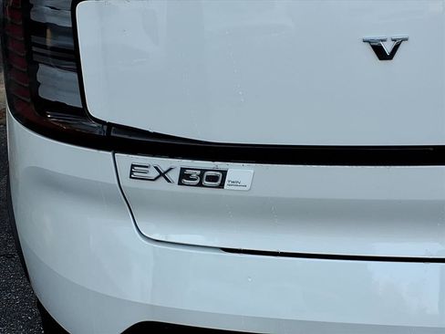 New 2025 Volvo EX30 Plus w/ Protection Package Premier image 5