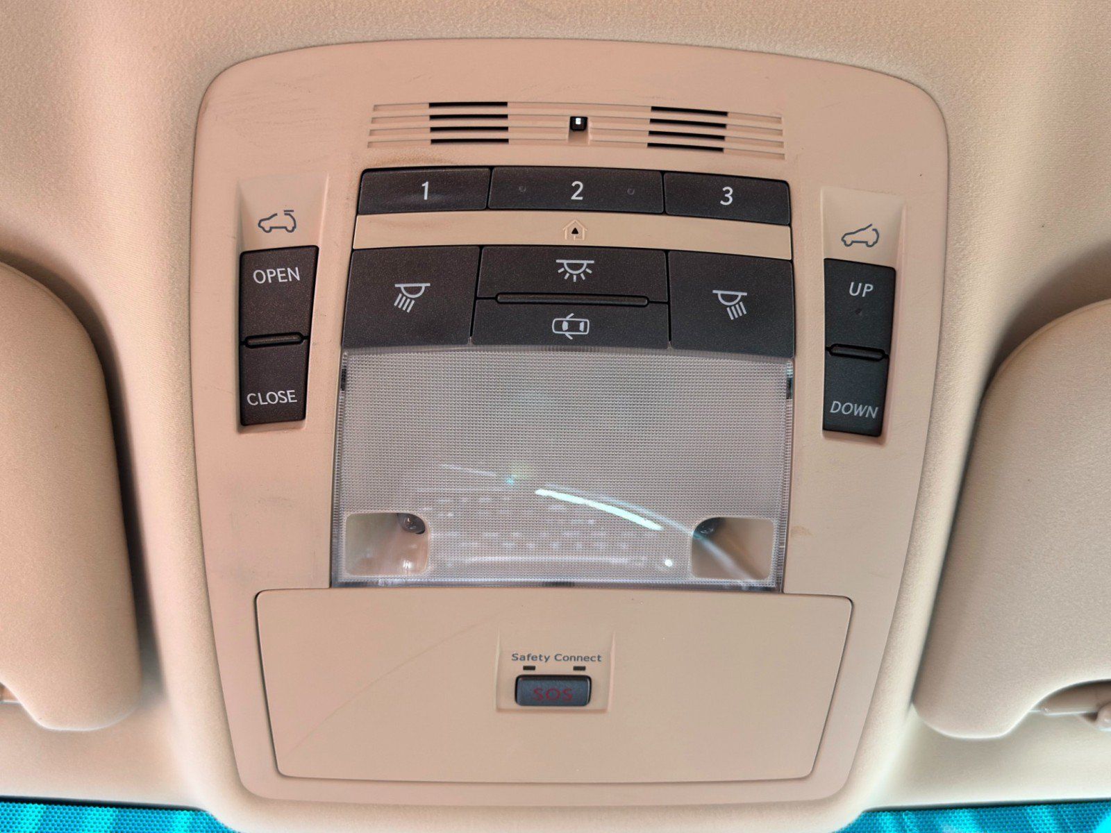 Used 2012 Lexus RX 350 FWD w/ Premium Pkg image 30