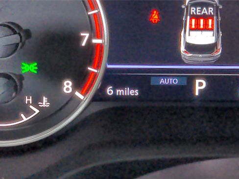 Certified 2023 Nissan Rogue SV image 32