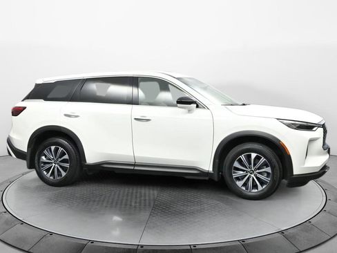Used 2025 INFINITI QX60 Pure image 8