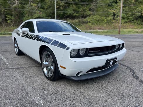 Used 2013 Dodge Challenger SXT w/ Super Sport Group image 1