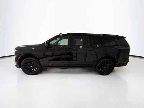 Used 2024 Cadillac Escalade ESV Sport w/ LPO, ONYX Package AWD/4WD image 4