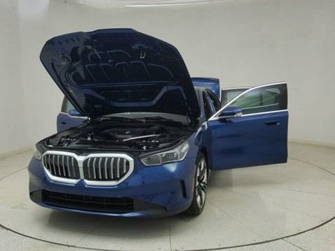 Used 2026 BMW 530i image 69