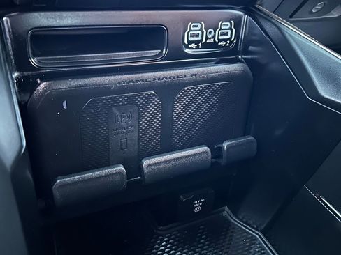 Used 2024 RAM 2500 Limited image 23