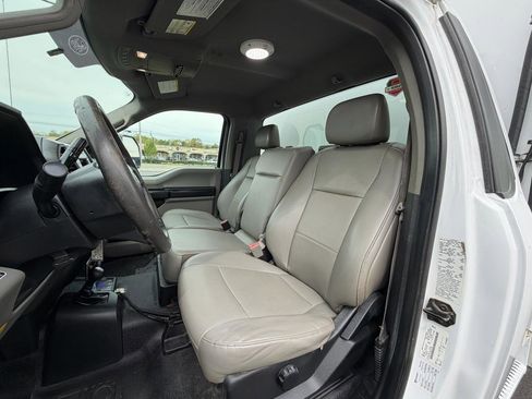 Used 2019 Ford F550 4x4 Regular Cab Super Duty image 20