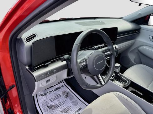 Used 2024 Hyundai Kona SEL FWD image 10