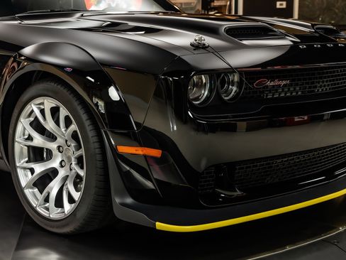 Used 2023 Dodge Challenger SRT Hellcat Redeye RWD image 20