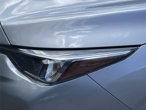 Certified 2024 Subaru Impreza 2.0i AWD/4WD image 9