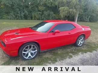 Used 2016 Dodge Challenger SXT Plus image 1