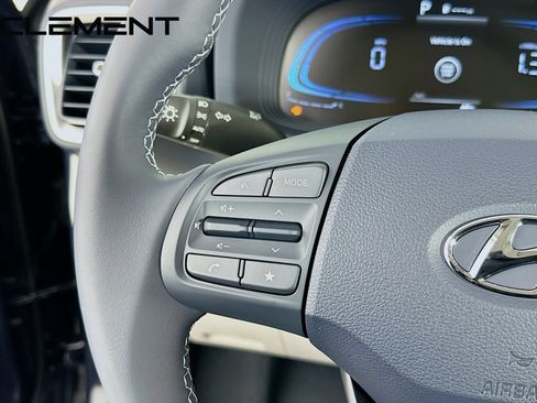 Certified 2026 Hyundai Venue SEL FWD image 15