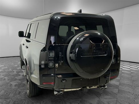 New 2026 Land Rover Defender 130 V8 image 3