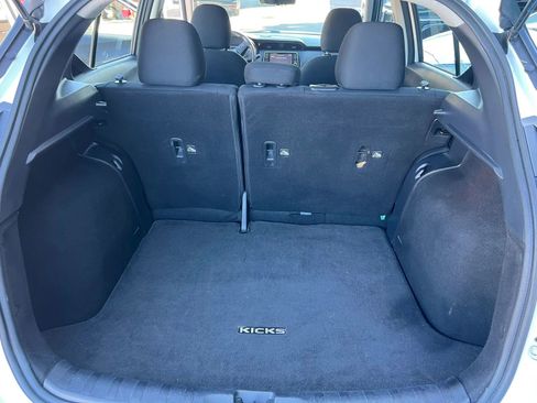 Used 2023 Nissan Kicks S image 22