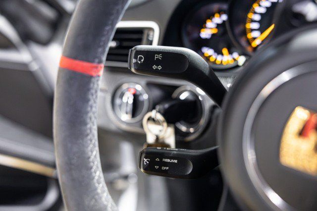 Used 2018 Porsche 911 GT3 RWD image 41