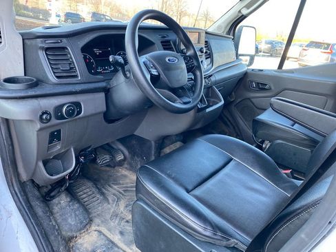 Used 2023 Ford Transit 250 148 High Roof AWD image 9