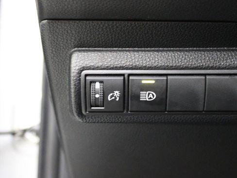 Used 2023 Toyota Corolla LE image 15