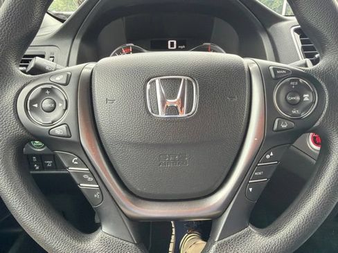 Used 2023 Honda Ridgeline Sport image 14
