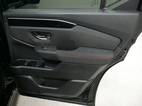 New 2025 Honda Pilot Sport image 24