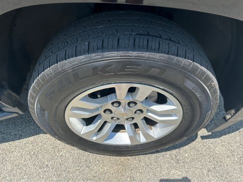 Used 2018 Chevrolet Tahoe LT image 33