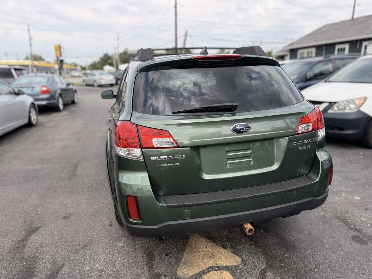 Used 2012 Subaru Outback 3.6R Limited AWD/4WD image 11