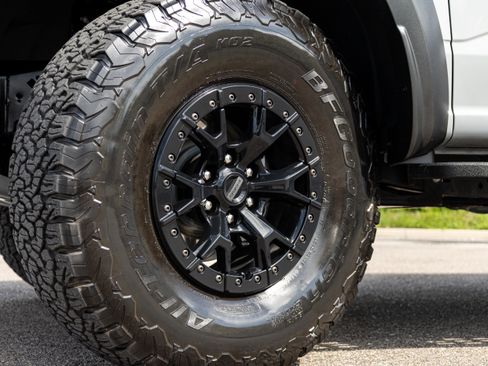Used 2023 Ford F150 Raptor w/ Raptor 37 Performance Package AWD/4WD image 22