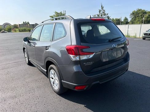 Used 2021 Subaru Forester AWD/4WD image 5