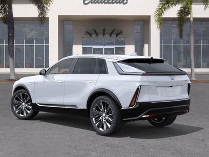 New 2026 Cadillac Lyriq Signature Luxury w/ Nappa Leather Package