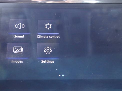 Used 2019 Volkswagen Tiguan SEL w/ 3rd Row Seat Package AWD/4WD image 19