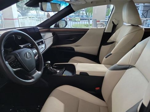 Used 2023 Lexus ES 350 w/ Premium Package FWD image 12